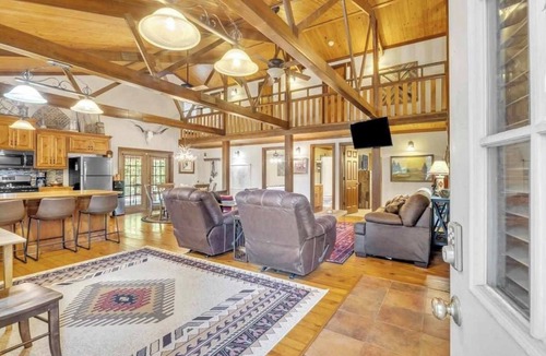 Ponca City Cabin | Cabin on 50 acres, Only 5 Minutes to Ponca City! Hike, Hunt, or Just Relax