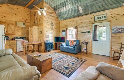 Breckenridge House | Cabin w/Dock on Hubbard Creek Lake: Pets Welcome!