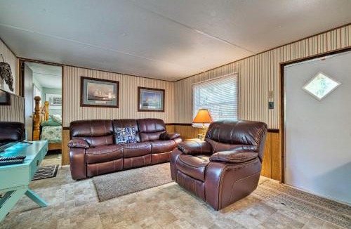 Steinhatchee House | Cabin w/Fire Pit, Walk to Steinhatchee River!