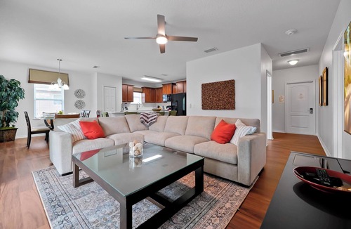 Calabria House | ⛱ Calabria at Westside 192 Area -Fully Renovated Fall 2025 - South Facing Pool ☀