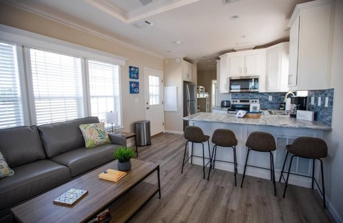 Auburndale Resort | Camp Margaritaville Auburndale RV Resort