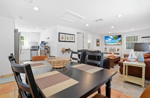 Palmetto House | Canal-Front Oasis in Terra Ceia: Pool, Patio, Dock