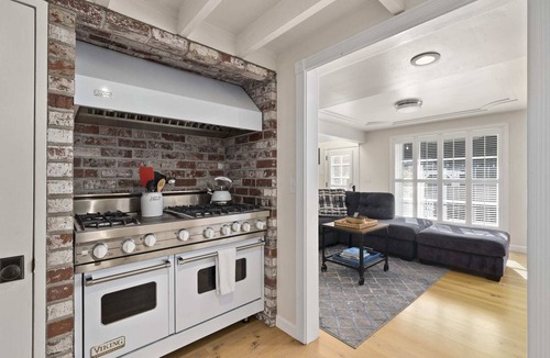 Capitola House | Capitola Riverfront Home with Parking