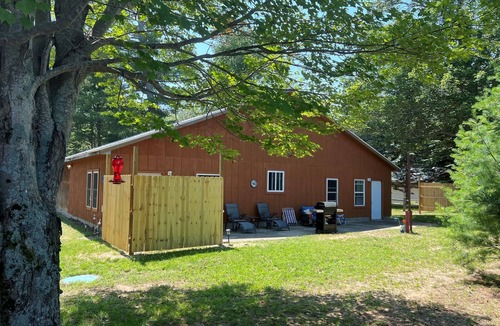 Newberry Cottage | Captain's Lake Superior Beach House!
