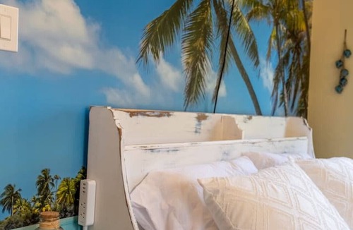 Cornwall Bed & Breakfast | Cardinal Inn ~ Beach Room