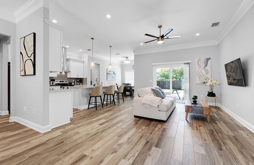 Southside House | Central Avenues Central Cozy 3BR@ Water