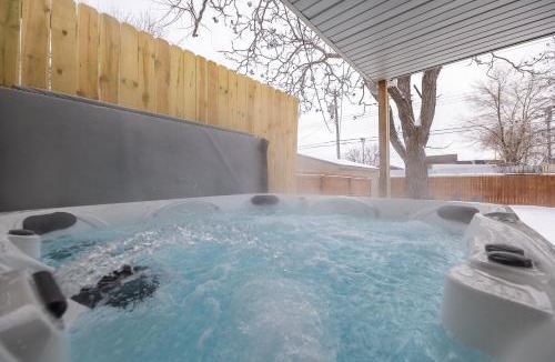 Rapid City House | Centrally Located Fire-Pit Large Private Backyard