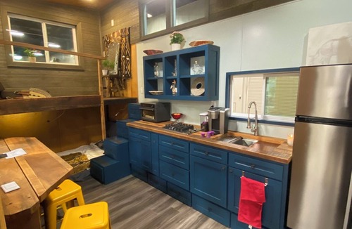 Graham Cabin | Chaparral Cabin : A modern stay at Starlight PK Ranch on Possum Kingdom Lake