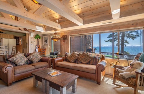 Brockway Cabin | Charming 1 bedroom Lakefront