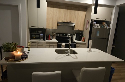 Aylmer Apartment | Charming 1-Room Hideaway - Steps from the Heart of Gatineau and Ottawa