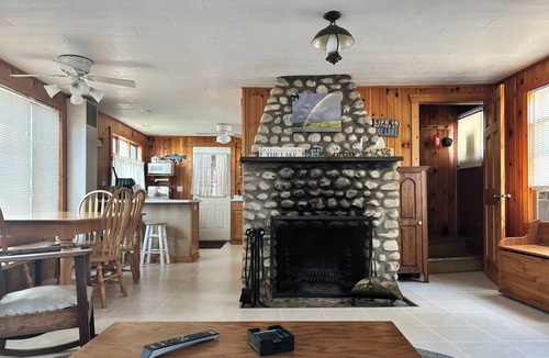 Campbellsport Cottage | Charming 2-bedroom cottage on Long Lake Dundee. WI Property right on the water
