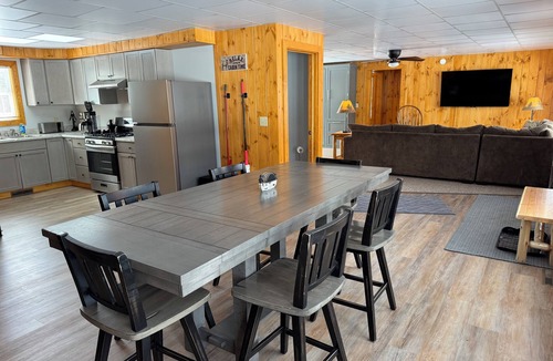 St Germain Cabin | Charming 2-bedroom 1.5 bath cabin in delightful Saint Germain WI with WiFi