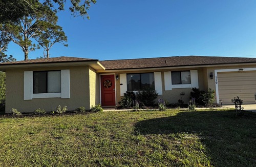 Port Malabar House | Charming 2-bedroom house in amazing Palm Bay with WiFi, AC