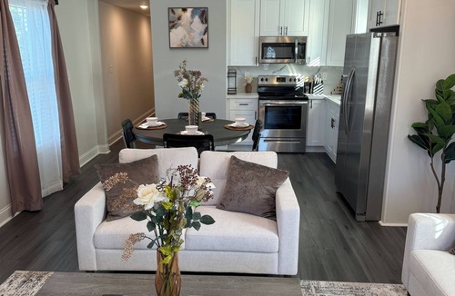 Fillmore House | Charming 2-Bedroom Getaway in Gentilly, New Orleans