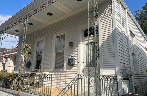 Bayou St. John House | Charming 2-bedroom house in awesome New Orleans with WiFi, AC
