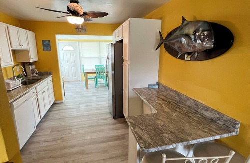 Ormond-by-the-Sea House | Charming 2-bedroom house in welcoming Ormond Beach with wifi, AC, and more.