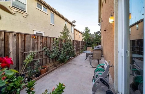 Lathrop House | Charming 3-bedroom 2.5-bath House in pleasant Mossdale Community of Lathrop, CA.