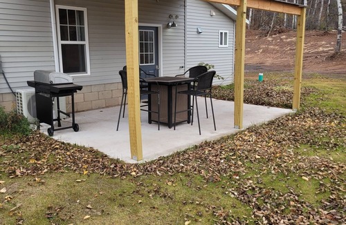 Ishpeming House | Charming 3-bedroom house with WiFi, AC in Ishpeming on or near trail system.