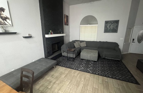 Northeast El Paso House | Charming 3-bedroom house with AC in El Paso