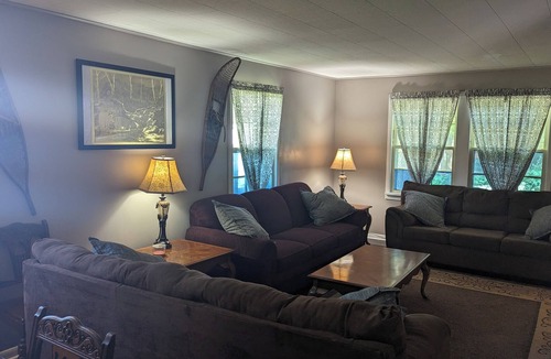 Ramsay House | Charming 3-bedroom house with AC and WiFi in wonderful Ramsay