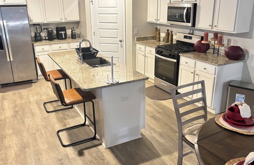 Semmes House | Charming 3-bedroom house in Semmes with cool AC breeze