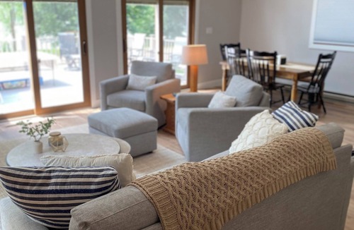 Nekoosa Cottage | Charming 3-bedroom plus loft cottage on Lake Arrowhead and near Sand Valley!