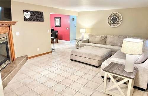 Ashwaubenon House | Charming 3-bedroom house near Lambeau