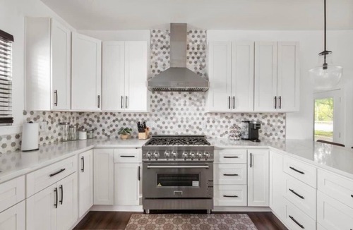 Mapleton/Fall Creek House | Charming 3-bedroom house in Indianapolis