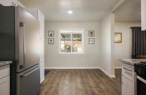 Northeast Heights House | Charming 4bd/2ba near Uptown ABQ, Garage, Dogs