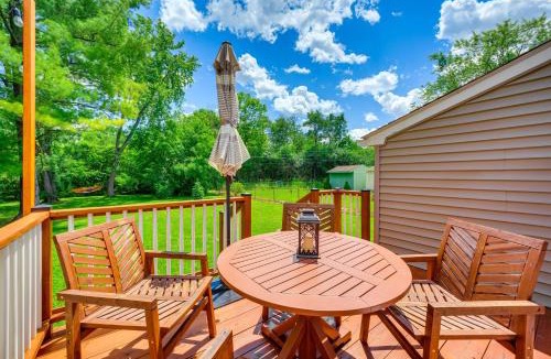 Mitchell House | Charming Ann Arbor Getaway w/Deck: Near Downtown!