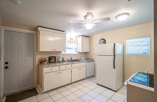 Lake Worth Cottage | Charming Cottage in Beautiful Lake Worth Beach