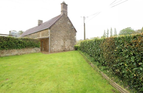 Tocqueville Cottage | Charming detached house with garden in Normandy
