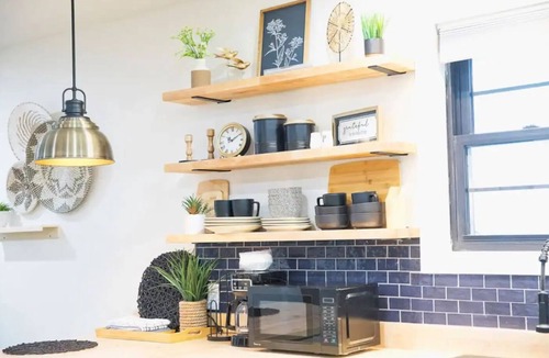 Appleton Apartment | Charming Duplex Retreat in the Heart of Appleton