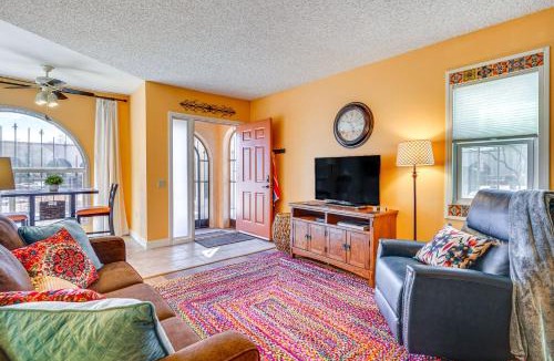 Green Valley House | Charming Green Valley Townhome w/Community Pool!