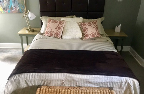 Bethlehem Bed & Breakfast | Charming home in beautiful Historic Bethlehem near all attractions.
