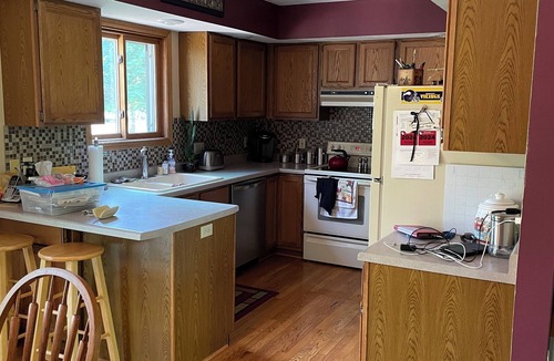 Butte Des Morts House | Charming house in enchanting Oshkosh with 4 Bedrooms, WiFi, AC