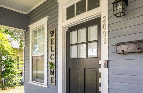 Columbus House | Charming Midtown Bungalow 2BR, 2BA 15 Mins to Ft Moore