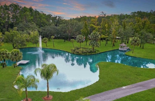 St. Augustine Cottage | Charming & Secluded Carriage House Getaway