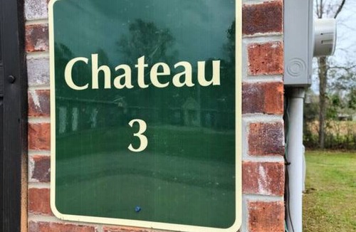 Pine Grove Apartment | Chateau 3, spacious townhouse in Tickfaw, LA