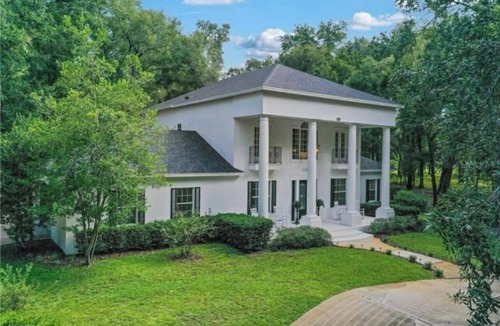 DeLand House | Chateau Les Chenes, an event venue in a gated 2-acres Estate