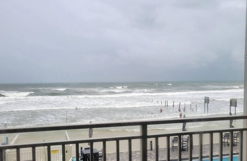Marshall Park Apartment | Chic Ocean-Front Studio Condo w/balcony, by the beach & fun attractions