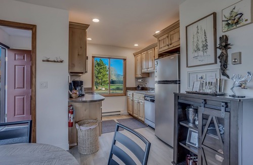 Clark Cabin | Chickadee - Mountain Modern Cabin on the Elk River