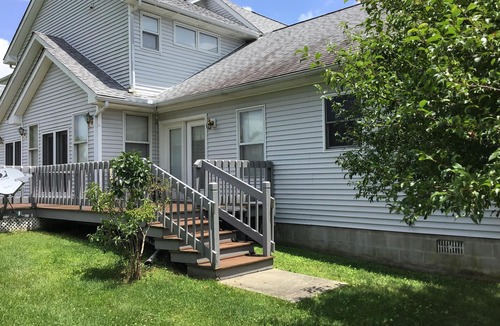 Stamping Ground Apartment | Circle F Acres: Comfortable, Rural Setting, ARK, Distilleries, Pet friendly