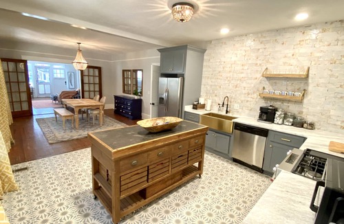 Valdosta House | Classic craftsman centrally located close to downtown, VSU and SGMC