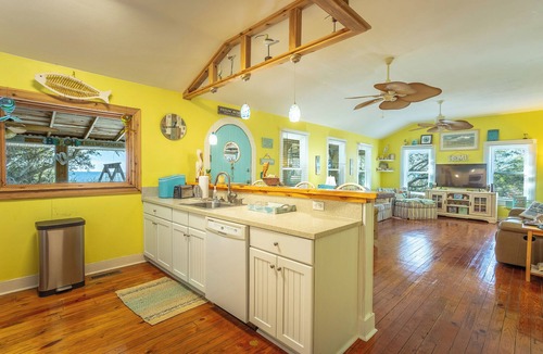 Alligator Point House | Classic Florida Beach House | Front-Row Gulf Views