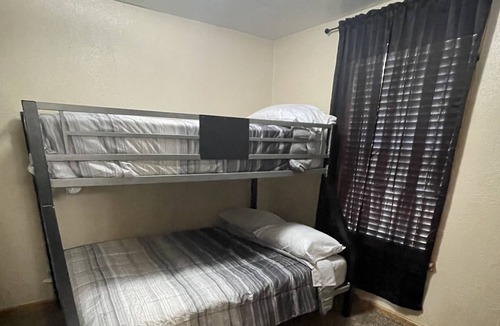 Clovis Apartment | Clean and cozy Apartment