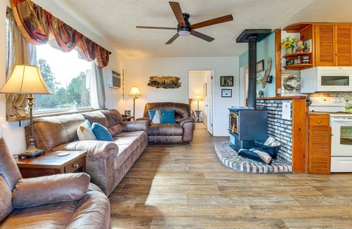 Overgaard Cabin | Clean Private Pet-friendly Family Getaway