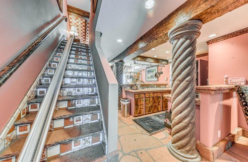 Cloudcroft House | Cloudcroft Home w/Fireplace Near Downtown!