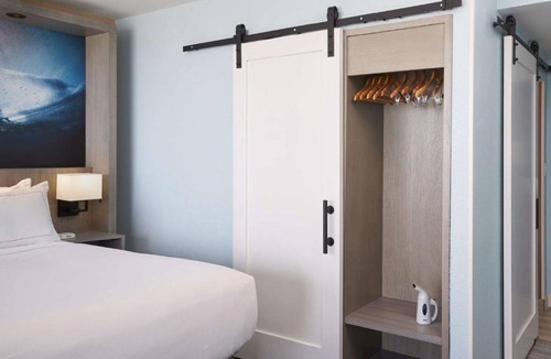 Cocoa Beach Hotel | Coastal 2-Queen Suite | Outdoor Pool w/Splash Pad, Tiki Bar & Beach Access