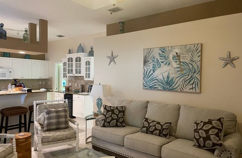 Sebastian Highlands House | Coastal Charmer in the Sebastian Highlands